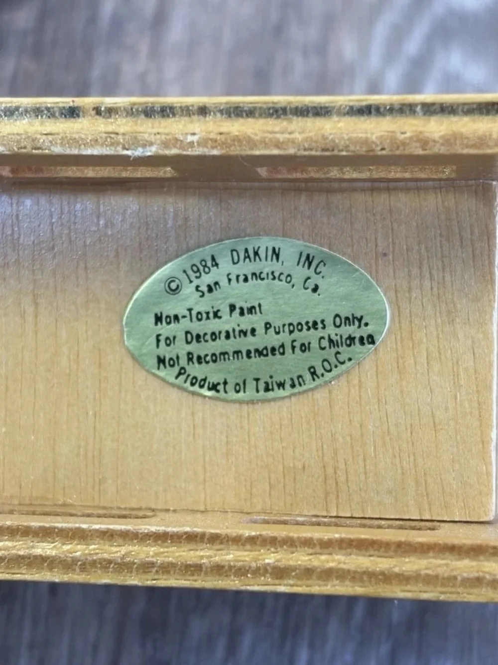 Vintage 1984 Dakin Wood Santa in Sleigh with Three Reindeer San Francisco